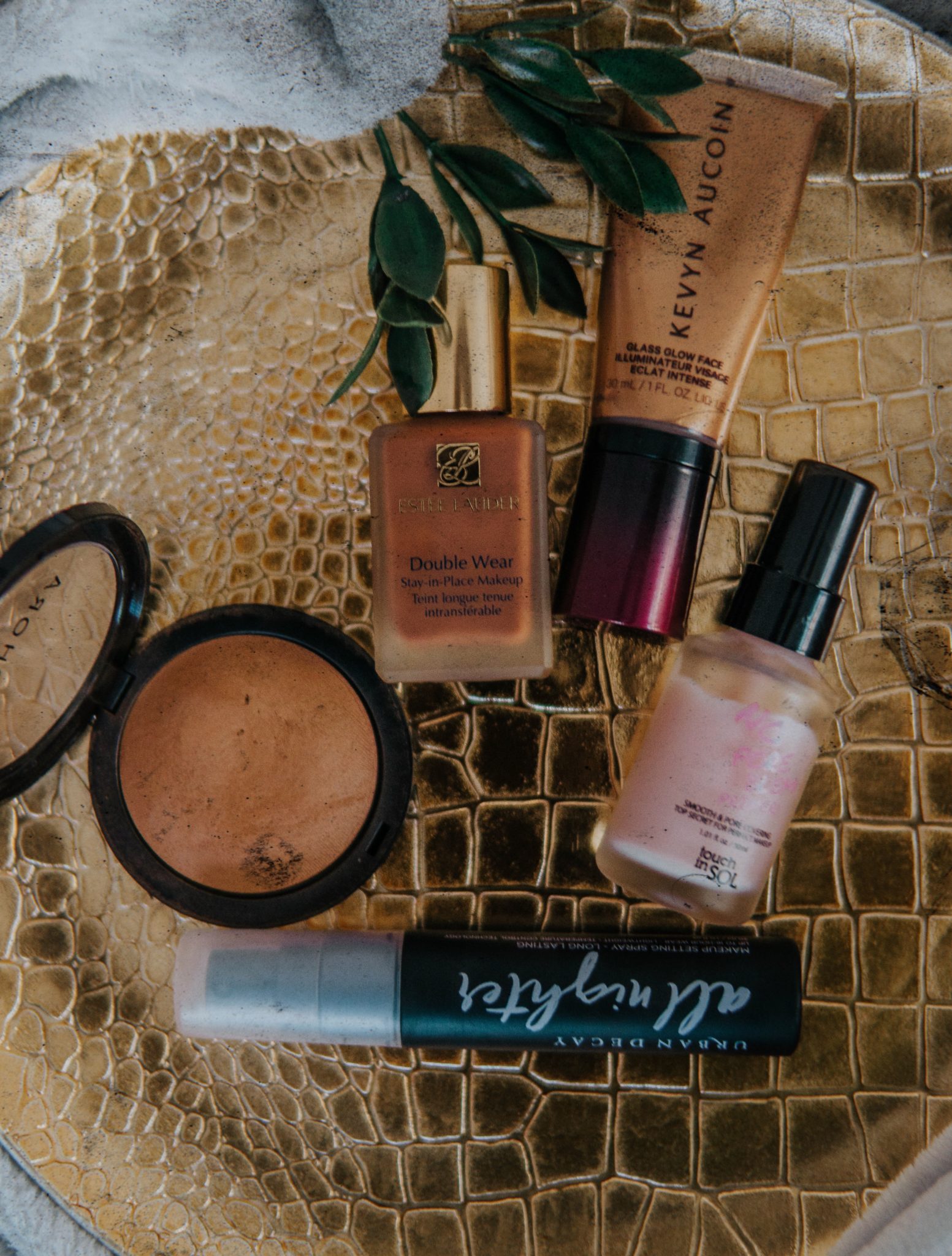 estee Lauder double wear, kevyn aucoin glass glow, sephora micro smooth powder, touch in sol primer review