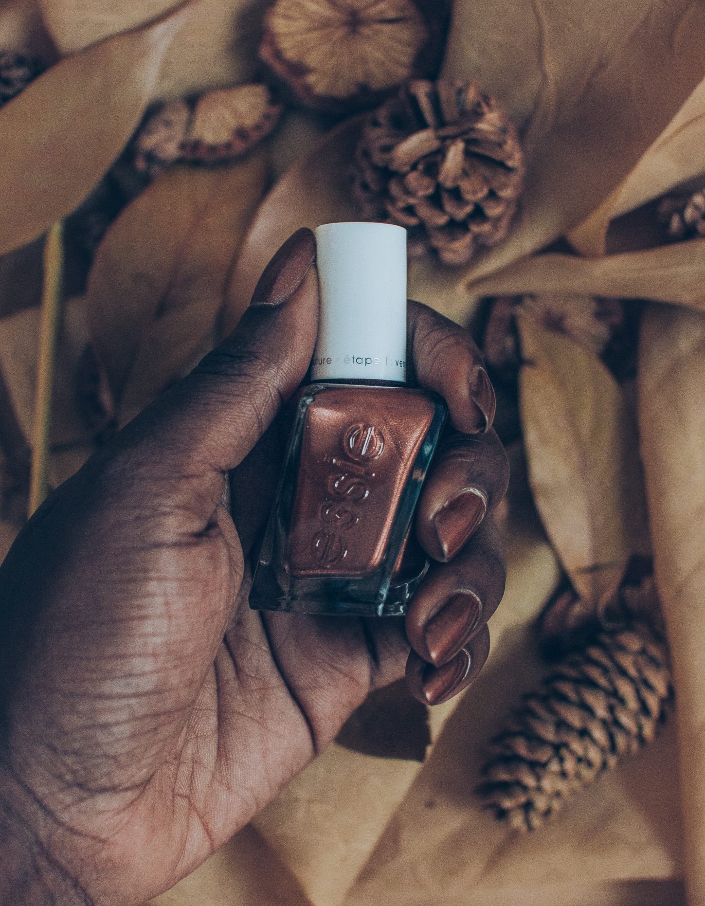 essie_gel_couture_sunrush_metals_review